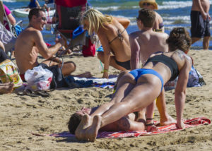 beach pushups